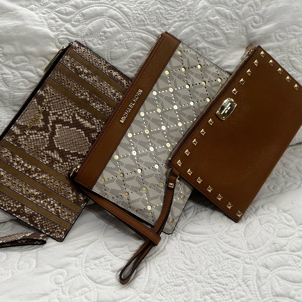 MK envelope bags